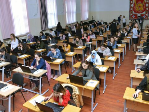 Diplomat olmaq istəyənlər üçün sınaq imtahanı KEÇİRİLƏCƏK