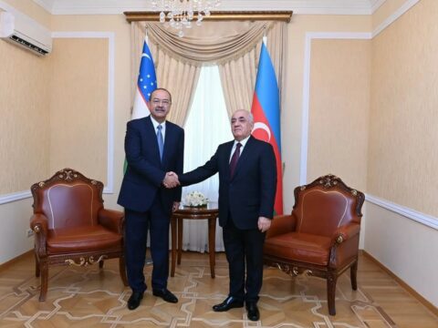 Özbəkistanın Baş naziri azərbaycanlı həmkarını ölkəsinə rəsmi səfərə dəvət edib