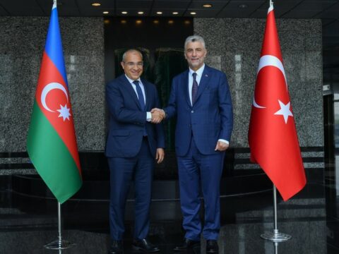 Azərbaycan Türkiyə ilə nəqliyyat və turizm əməkdaşlığını müzakirə edib