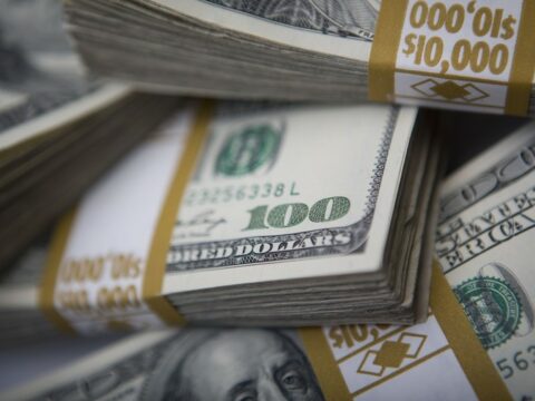 Qətər Ukraynaya 100 milyon dollar humanitar yardım ayırdı