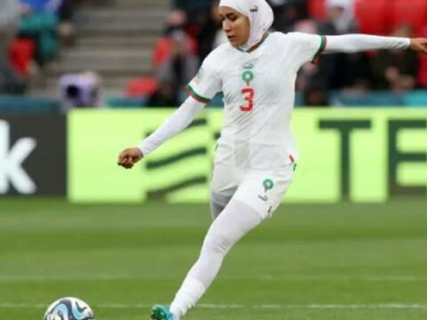 Mərakeşli müdafiəçi DÇ-də hicabda oynayan ilk futbolçu oldu