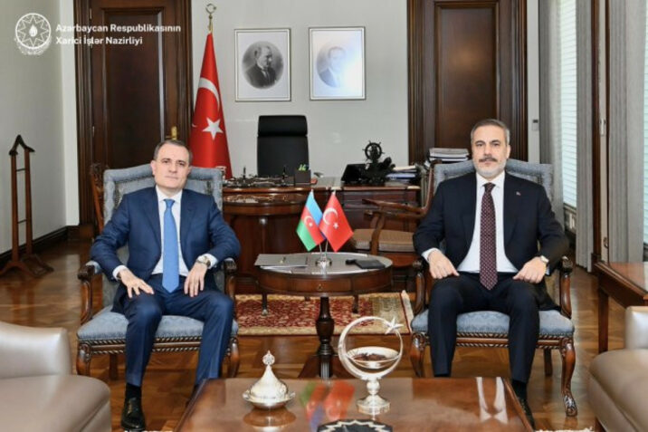 Azərbaycan və Türkiyə XİN başçılarının müzakirə etdikləri məsələlər açıqlandı