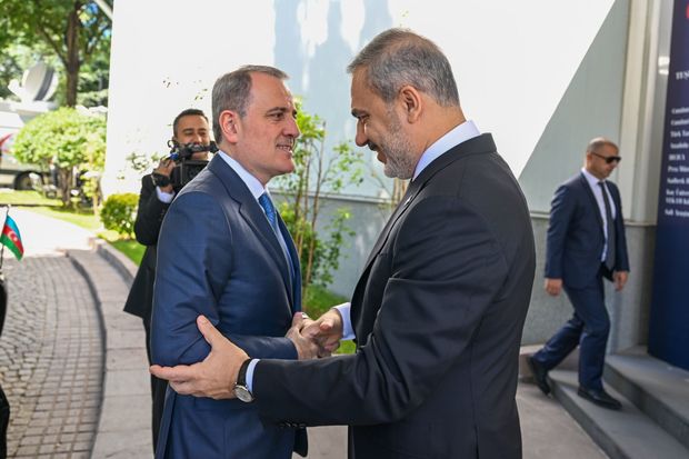 Fidan-Bayramov danışıqları altı aspektdə: Masada FETÖ təhdidləri də var