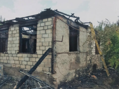 Ev yandırmaqda şübhəli bilinən şəxslər saxlanıldı