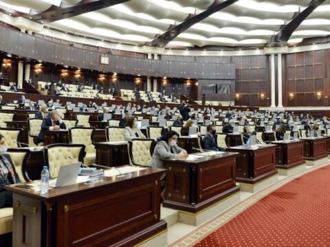 Deputatlar açıq məktub YAYDI