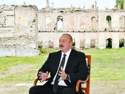 Qırmızı Xaçın İrəvandakı ofisə tabe olması yolverilməzdir