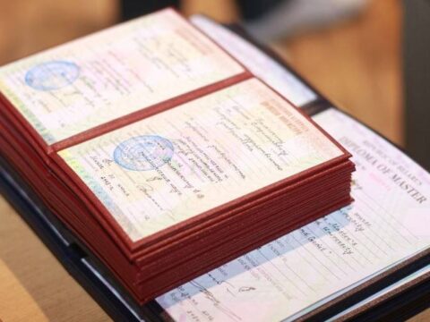 Xaricdə oxuyan 260 nəfərin diplomu tanınmayıb