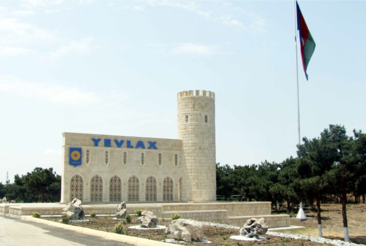 Yevlaxın deputatı ermənilərlə görüşdən XƏBƏRSİZDİR