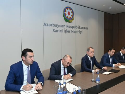 Nazir ABŞ rəsmisini Laçın sərhəd buraxılış məntəqəsi ilə bağlı MƏLUMATLANDIRDI