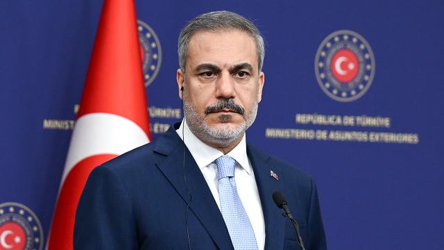 Hakan Fidan: “ABŞ İrana qoşun yeridə bilər”