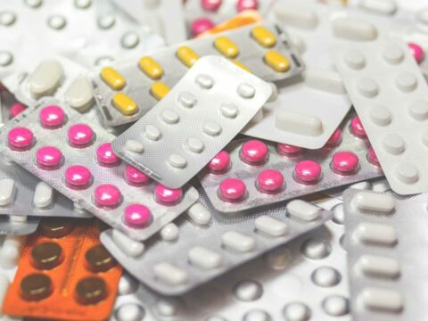 ABŞ-da dünyada ilk dəfə olaraq doğuşdan sonra depressiyaya qarşı həb şəklində dərman təsdiq edilib