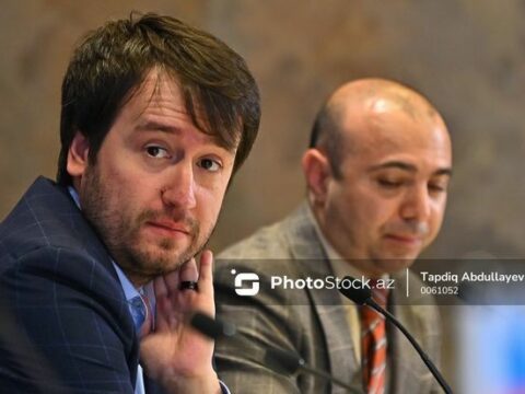 Dünya Kuboku: Teymur Rəcəbov mübarizəni dayandırdı