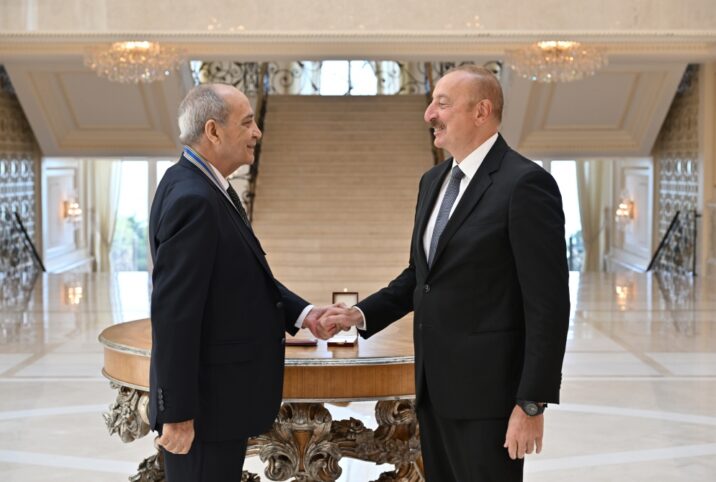 Dedi ki, nə lazımdırsa, edəcəyəm