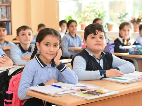 Məktəbli formalarını haradan əldə etmək olar?