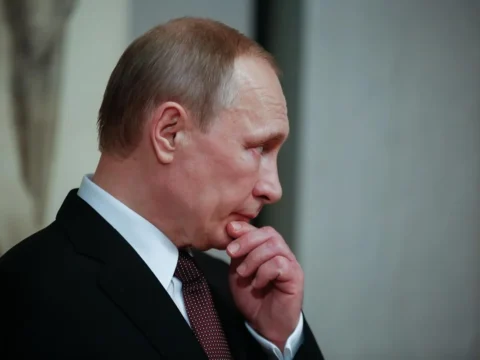 Zelenski Putinlə bir masa arxasında əyləşəcəkmi?