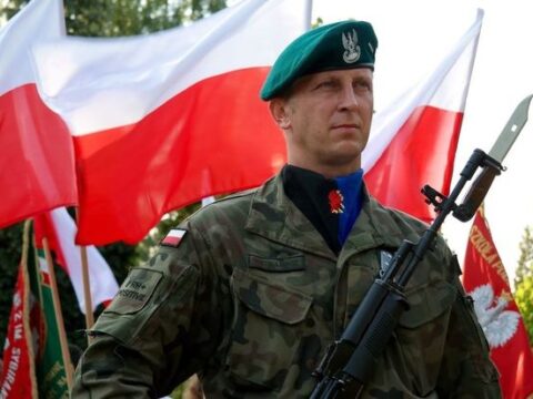 Polşa Belarusla sərhəddə xüsusi əməliyyata başlayır