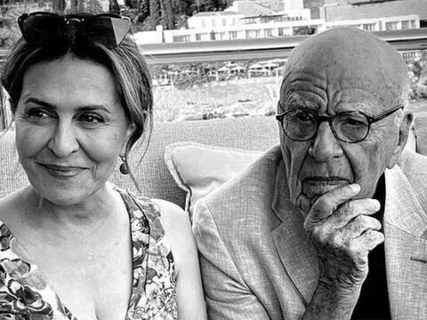Abramoviçin keçmiş qayınanası 92 yaşlı milyarderlə görüşür