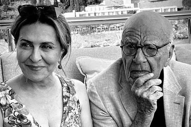 Abramoviçin keçmiş qayınanası 92 yaşlı milyarderlə görüşür