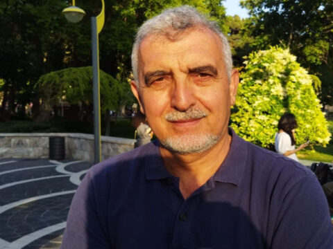 Kitab satışları niyə azalır – Oxuyanlar azdır, yoxsa…