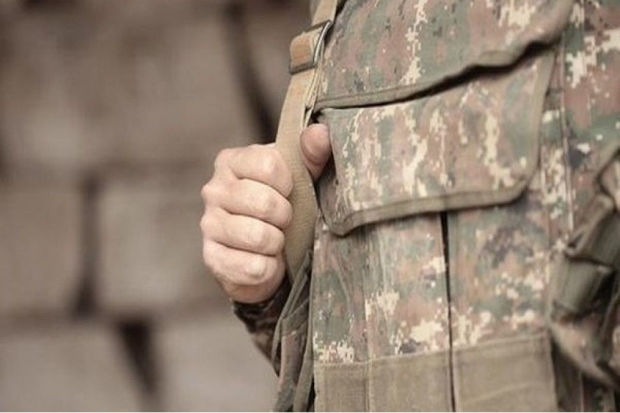 Erməni hərbçi xidmət yerindən qaçıb