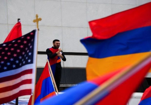Ermənistan hakimiyyətinə etibar itir: Diasporda çatlar dərinləşir