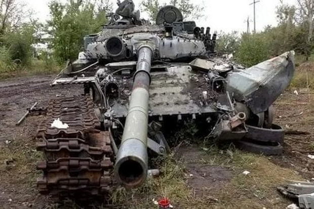 Ukraynada Rusiya tank karvanı məhv edildi