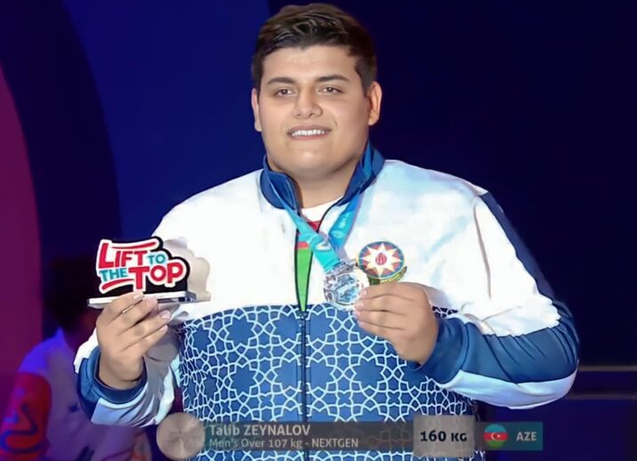 BDU-nun tələbəsi pauerliftinq üzrə 2 gümüş medal qazanıb