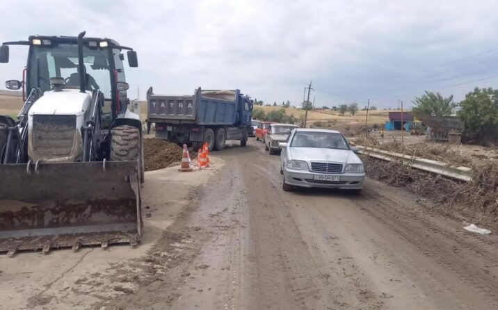 Bakı-Şamaxı-Yevlax avtomobil yolunda nəqliyyatın hərəkəti qismən bərpa olunub