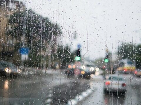 Sabah temperatur aşağı enəcək, yağış yağacaq, şimşək çaxacaq