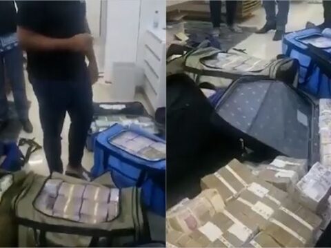 Qabonun devrilmiş prezidentinin evində pulla dolu çamadanlar tapıldı