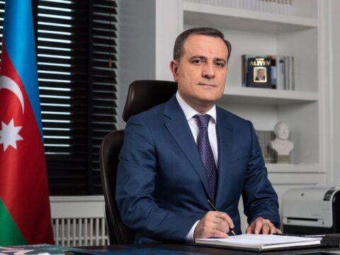 Ceyhun Bayramov Macarıstana rəsmi səfərə gedib