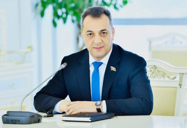 Arayik getdi, Şahramanyan gəldi: Rusiyanın yeni oyunu