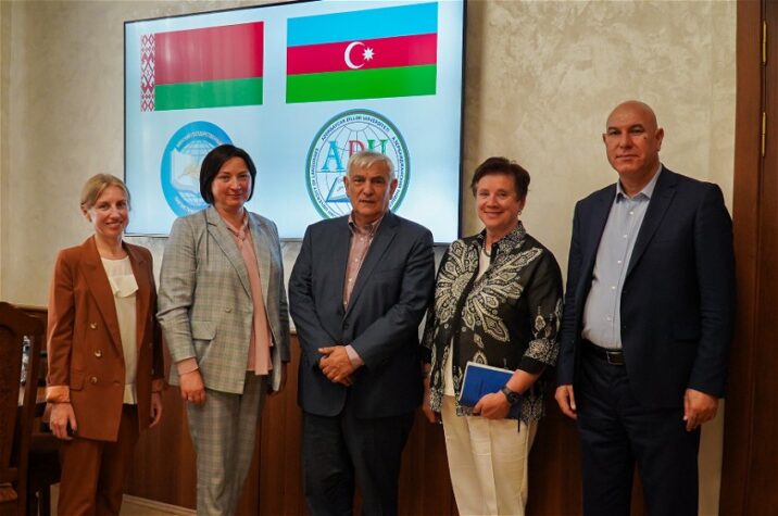 Kamal Abdulla Minsk Dövlət Linqvistik Universitetində mühazirə oxudu – FOTOLAR