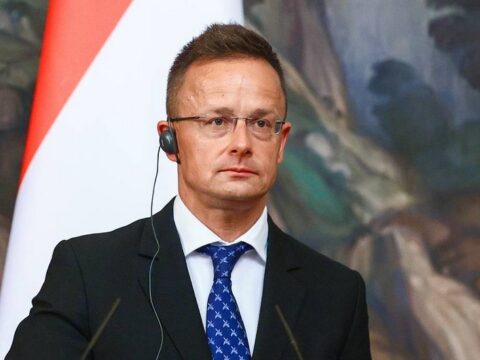 “Türk dövlətləri Şərqlə Qərb arasında körpü olmaq üçün imkan yaradır”