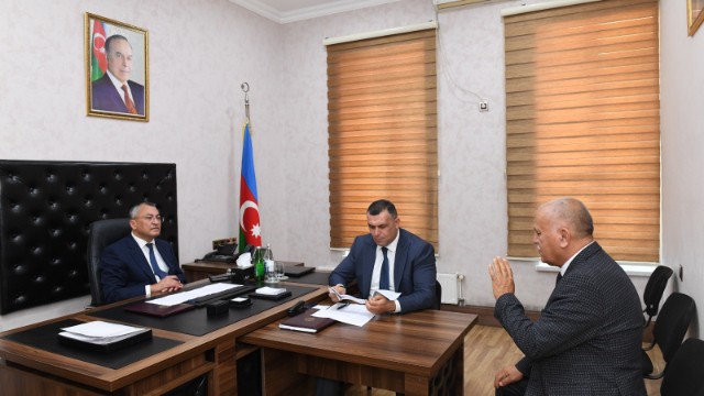 Rövşən Rzayev vətəndaşların növbəti qəbulunu keçirib – FOTOLAR