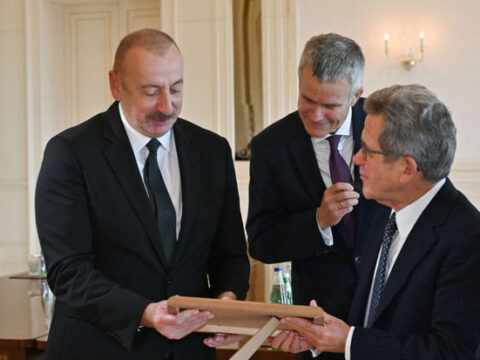 Prezident İlham Əliyev bp şirkətinin İdarə Heyətinin sədrini qəbul etdi – FOTO