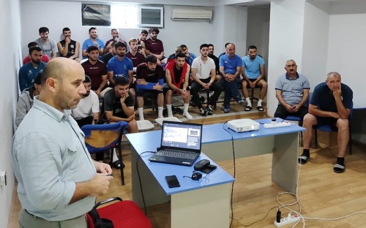 “İrəvan” komandasına danışılmış oyunlarla bağlı seminar keçirilib