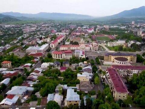 Azərbaycanın mərkəzi hakimiyyəti növbəti tibbi yardım briqadasını Xankəndinə yola salıb