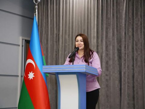 İbtidai sinif metodbirləşmə rəhbərləri üçün təlim keçirilib