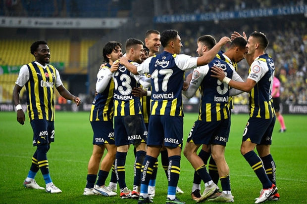 “Fənərbağça” qələbə seriyasını darmadağınla davam etdirib
