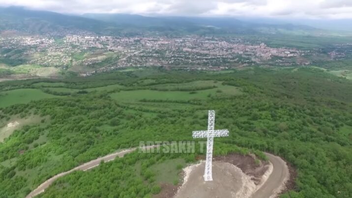Xankəndi yaxınlığındakı nəhəng qanunsuz erməni xaçı da söküldü…-VİDEO