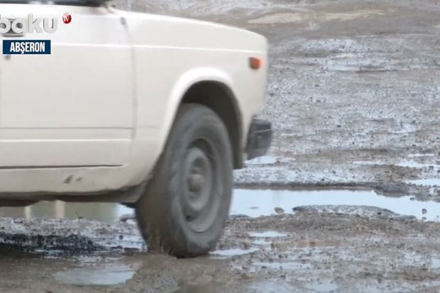 Bu yoldan keçən peşman olur: Saray sakinlərinin yol problemi