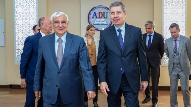Rusiyanın ölkəmizdəki səfiri ADU-nun qonağı oldu – FOTOLAR