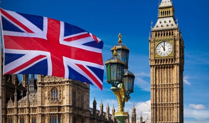 Böyük Britaniya diplomatlarına İsraildən çıxmağı tövsiyə edib