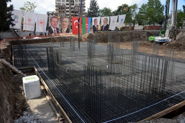 Azərbaycanın Kahramanmaraşda tikəcəyi mənzillərlə bağlı məsələlər müzakirə olunub