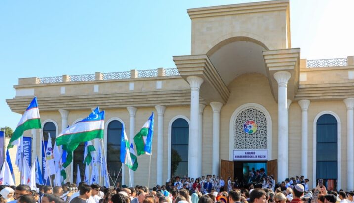 Özbəkistan Beynəlxalq Sənətkarlıq Muzeyində daimi Azərbaycan stendi AÇILACAQ