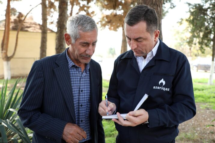 Sahibkarların “qeyri-standart” istəkləri “Açıq mikrofon”da 