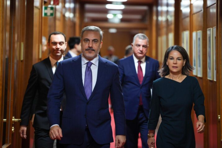 Hakan Fidan almaniyalı həmkarı ilə görüşdü