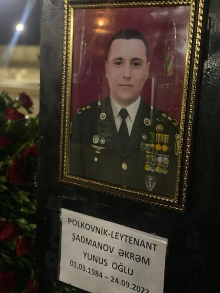 “Qəhrəmanlar göydəki ən parlaq ulduzlara bənzəyir, milyonlarca digər ulduz içində seçə bildiyimiz, amma…”