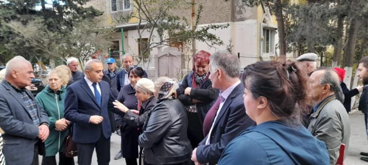Azay Quliyev seçicilərilə görüş keçirib